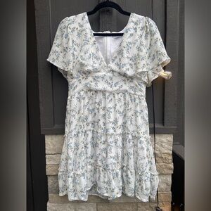 Lulu's White and Blue Floral Mini Dress Medium